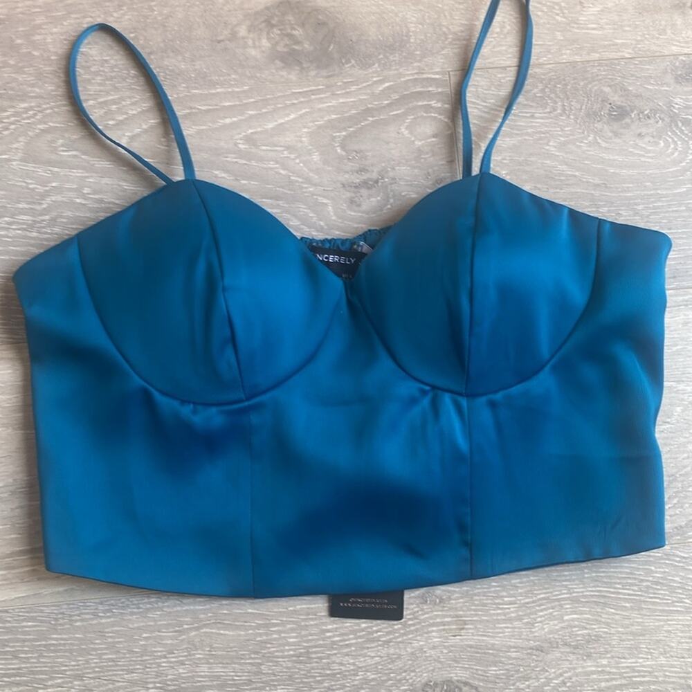 Sincerely Jules Blue Sleeveless Crop Top L - Picture 2 of 9